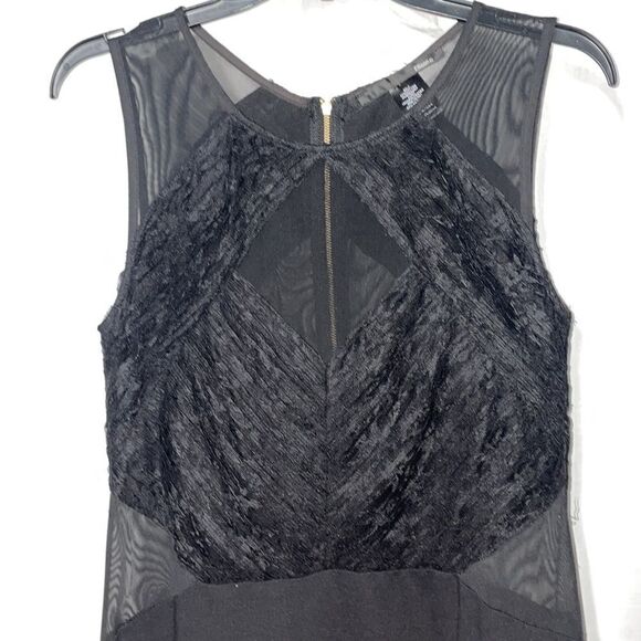 Ellison sleeveless black dress - Picture 2 of 10